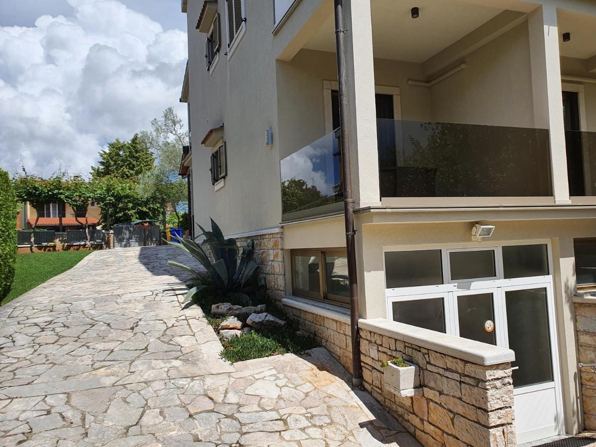 Apartments Cocaletto5 ロヴィニ エクステリア 写真